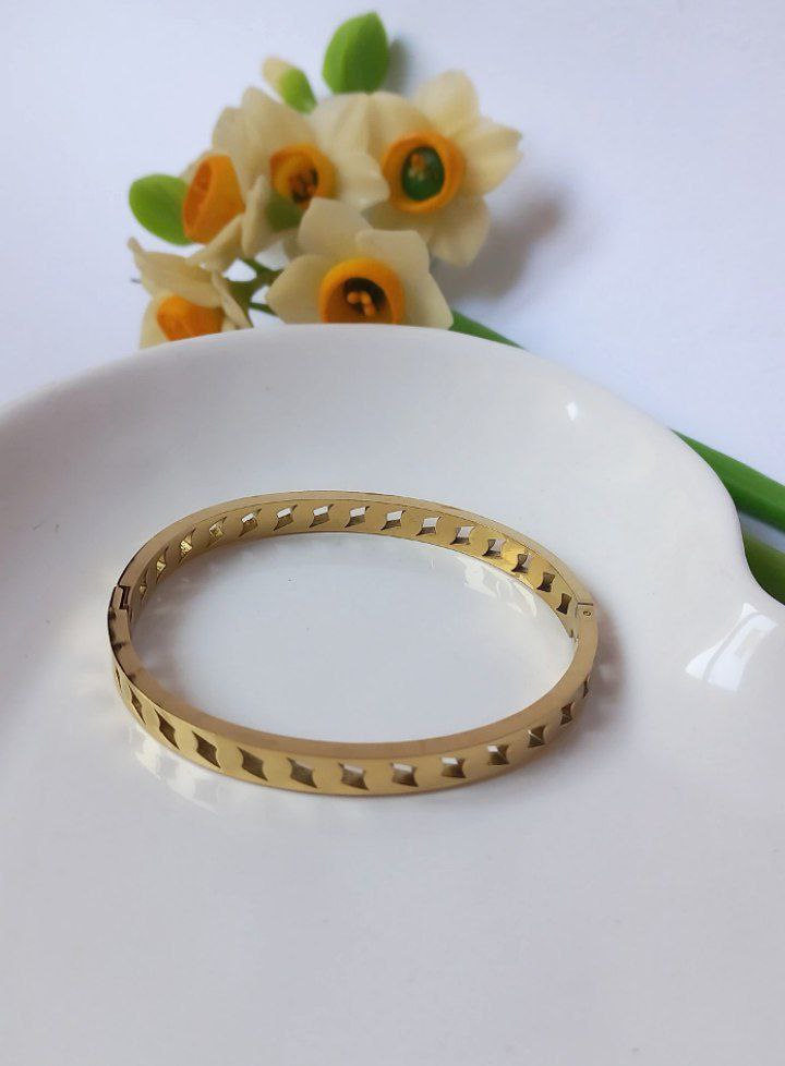 بنگل کارتیه سبک اسپرت استیل رنگ ثابت