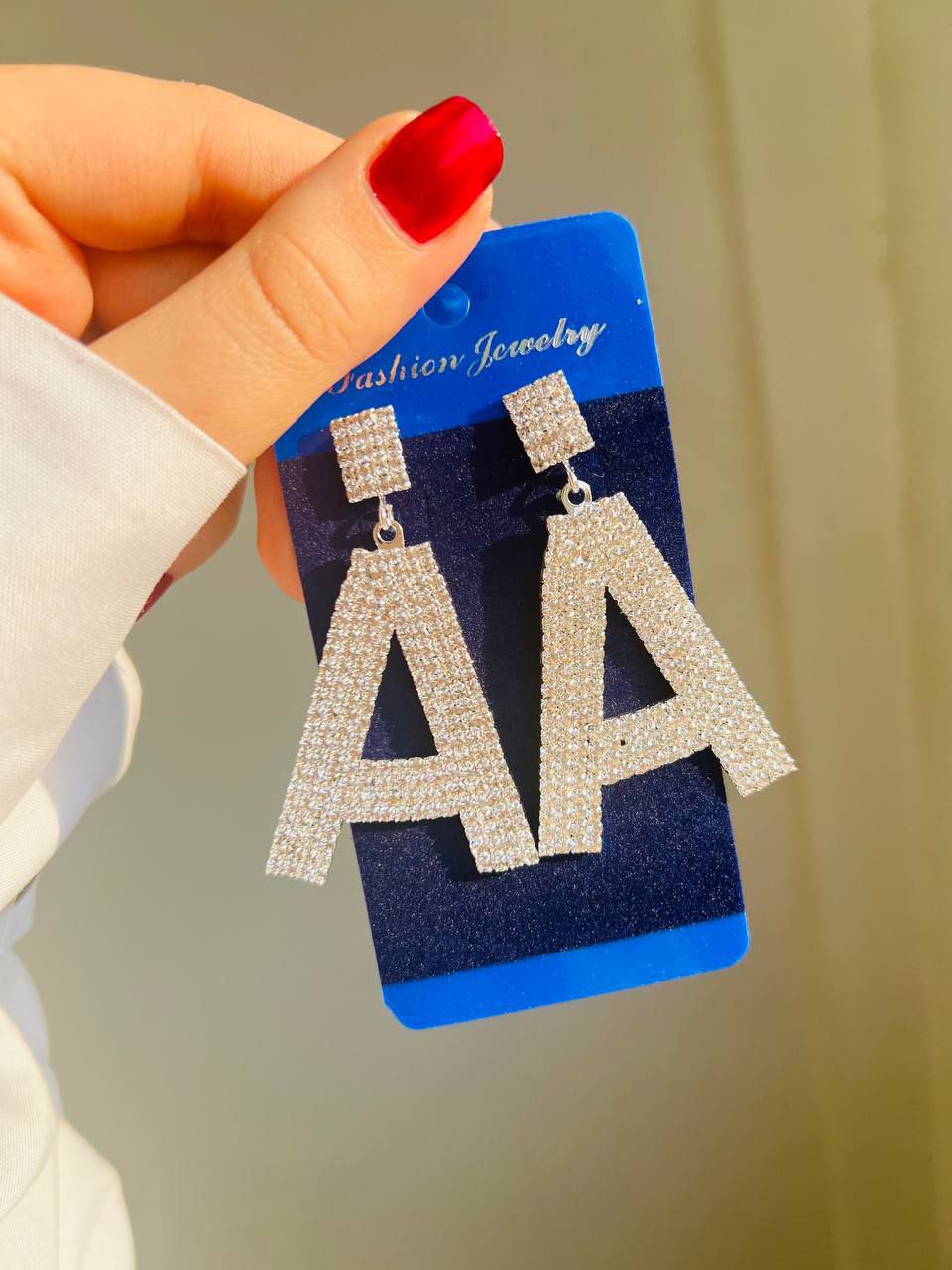 گوشواره حرف A