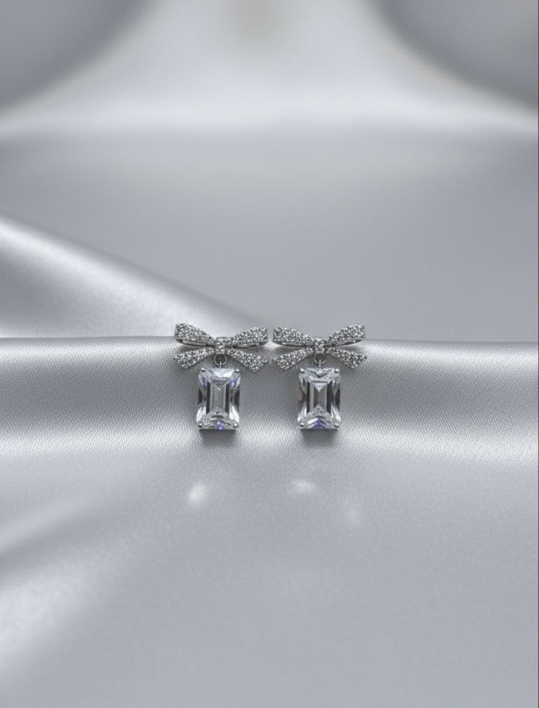 گوشواره پاپیون جواهری