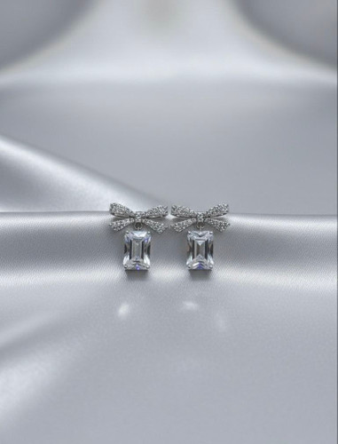 گوشواره پاپیون جواهری