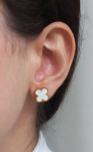 گوشواره ونکلیف